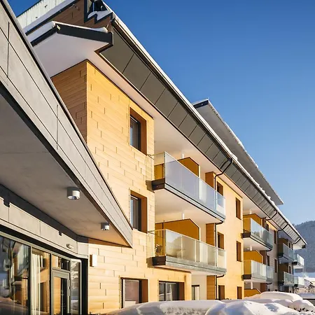 Guthof Apartament *