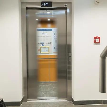 Guthof شاتوالد